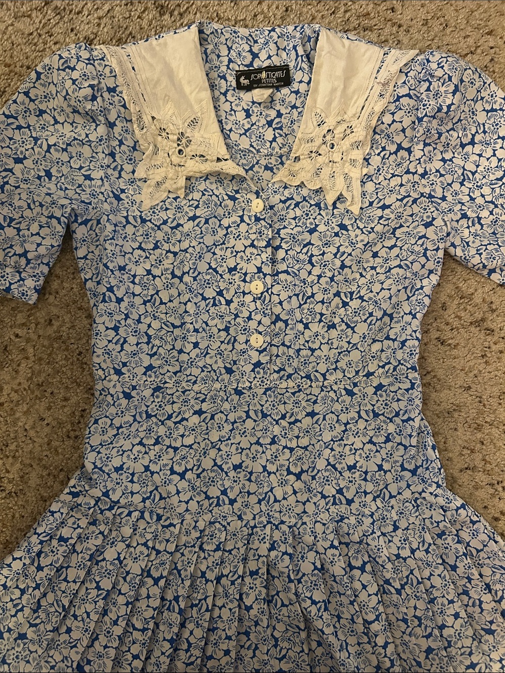 VINTAGE Blue Floral Short-Sleeved Dress w/ Laced Collar
